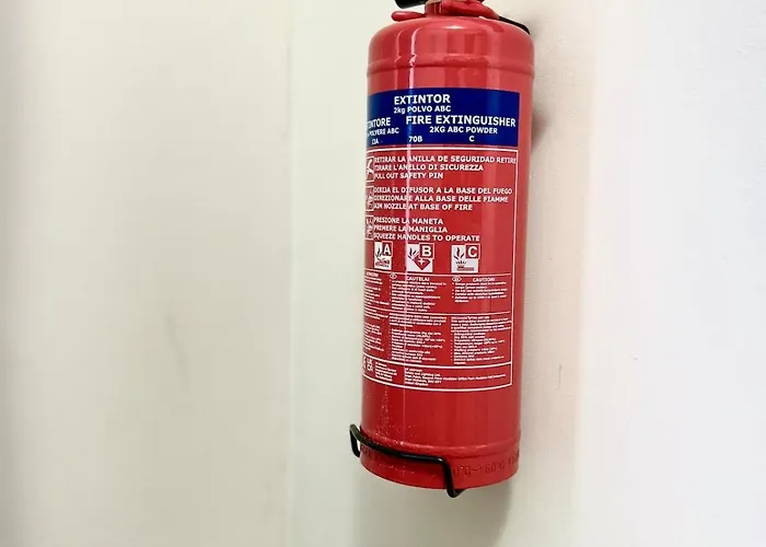 Appartement Unique Romantic Cave With Air Conditioner