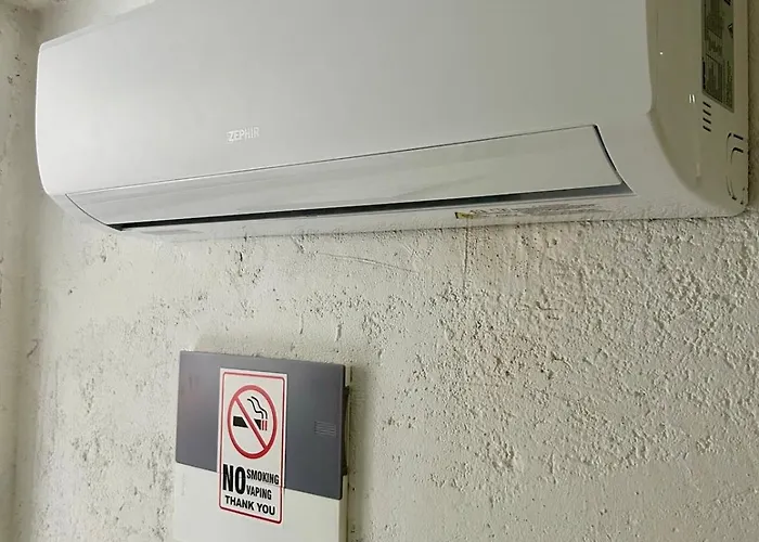 Unique Romantic Cave With Air Conditioner Apartment Torno