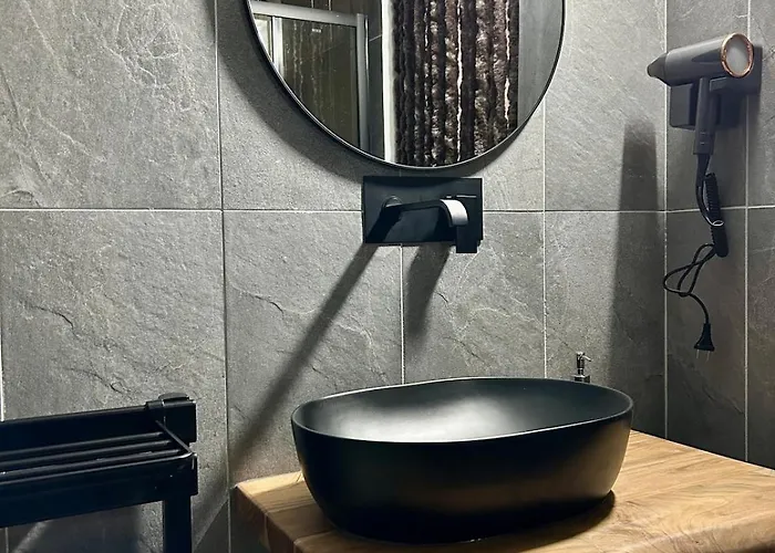 Unique Romantic Cave With Air Conditioner * Torno