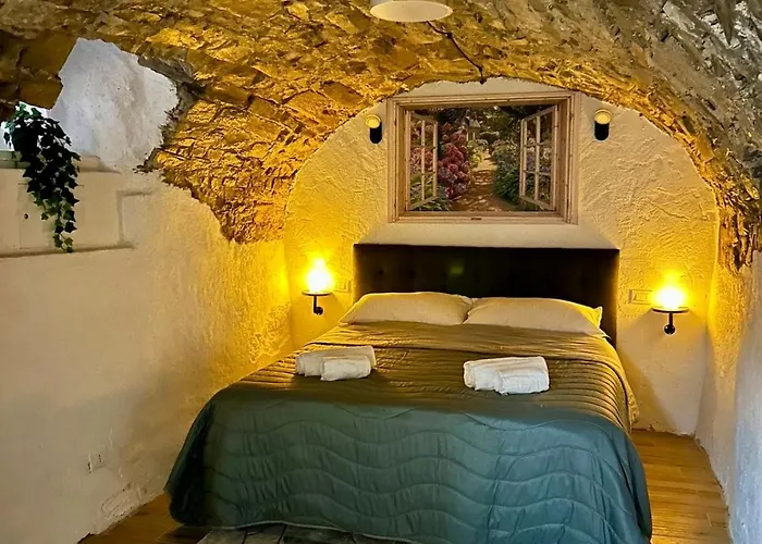 Unique Romantic Cave With Air Conditioner