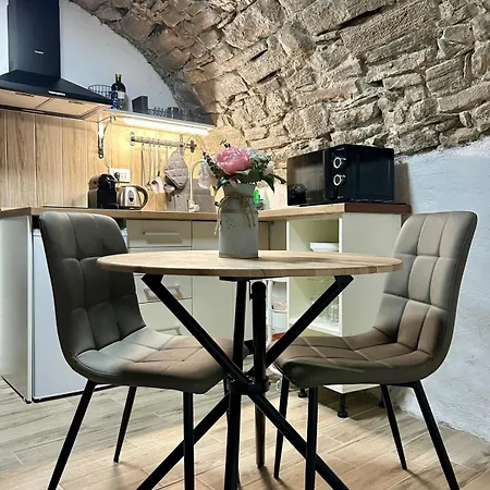 Unique Romantic Cave With Air Conditioner Apartment Torno